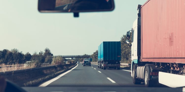 Conduire Sur L’autoroute Pour la Première Fois : Conseils Pour Assurer Votre Sécurité
