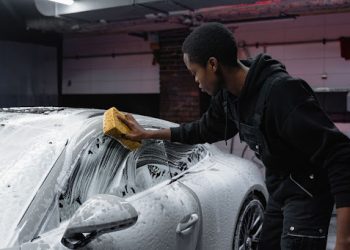 5 Conseils Pour Protéger la Peinture de Votre Voiture au Maroc