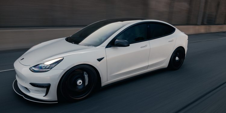 Explorer L’avenir du Maroc : Comment Fonctionnent Les Voitures Électriques