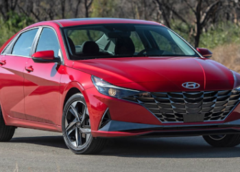 Hyundai Elantra : À la Tête de la Révolution Hybride au Maroc