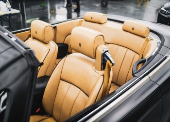 Comment Nettoyer les Sièges de Voiture en Cuir Sales au Maroc