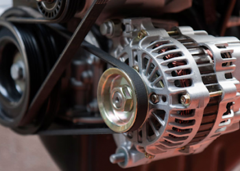 Symptômes Les Plus Courants De La Courroie D’alternateur Desserrée