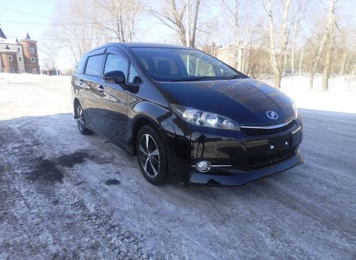 Essai Toyota Wish 2016