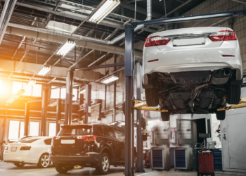 Quand ai-je Besoin d’un Service Complet pour ma Voiture?