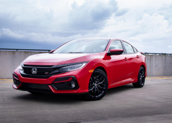 Y a-t-il une Honda Civic Si automatique ?