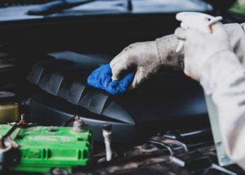 Entretien de Votre Moteur à Essence : Habitudes à Éviter