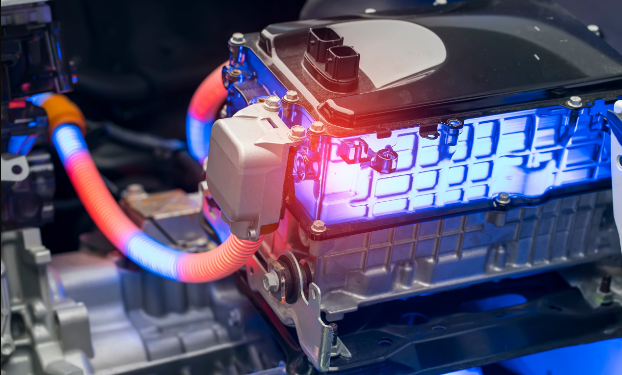 Comment les Conditions Météorologiques Affectent la Durée de vie des Batteries des Voitures Électriques