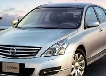 Toyota Camry Vs Nissan Teana : Lequel est le meilleur ?