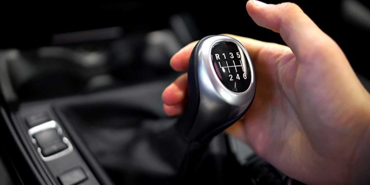 10 Signes Précurseurs d’une Panne de Transmission