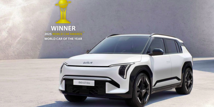 KIA EV3 sacrée Voiture mondiale de l’année 2025 : une consécration pour l’innovation électrique