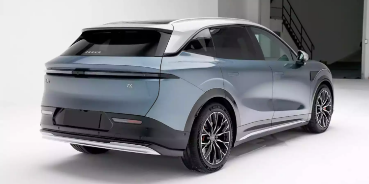 ZEEKR 7X : Le Nouveau SUV 100% Électrique Familial qui Vise le Sommet au Maroc