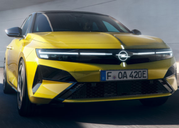 Opel Astra 2027 restylée : un nouveau visage, plus de confort et le Diesel conservé !