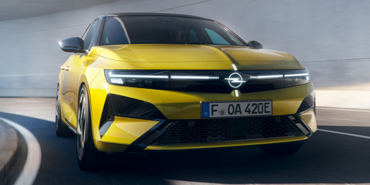 Opel Astra 2027 restylée : un nouveau visage, plus de confort et le Diesel conservé !