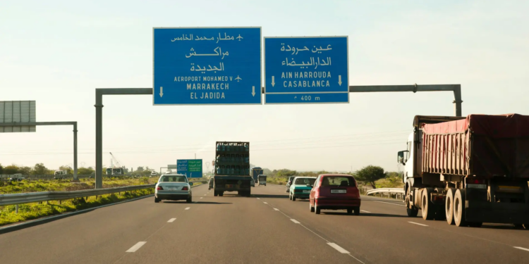 Comment l’Infrastructure Routière du Maroc Transforme les Préférences des Acheteurs de Voitures