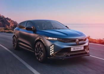 RENAULT Mégane E-Tech 2027 : le restylage qui remet la compacte électrique dans la course